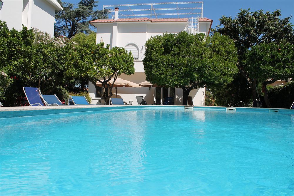 Yourhome - Villa Sorrento Meta Εξωτερικό φωτογραφία